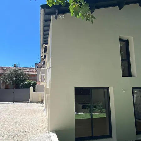 Elegante Maison De Renovee Holiday home Toulouse