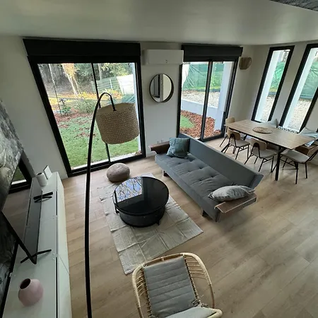 Elegante Maison De Renovee *