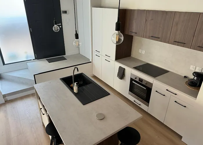 Elegante Maison De Renovee